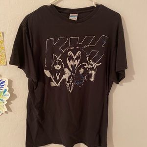 Urban Outfitters KISS graphic tee size M